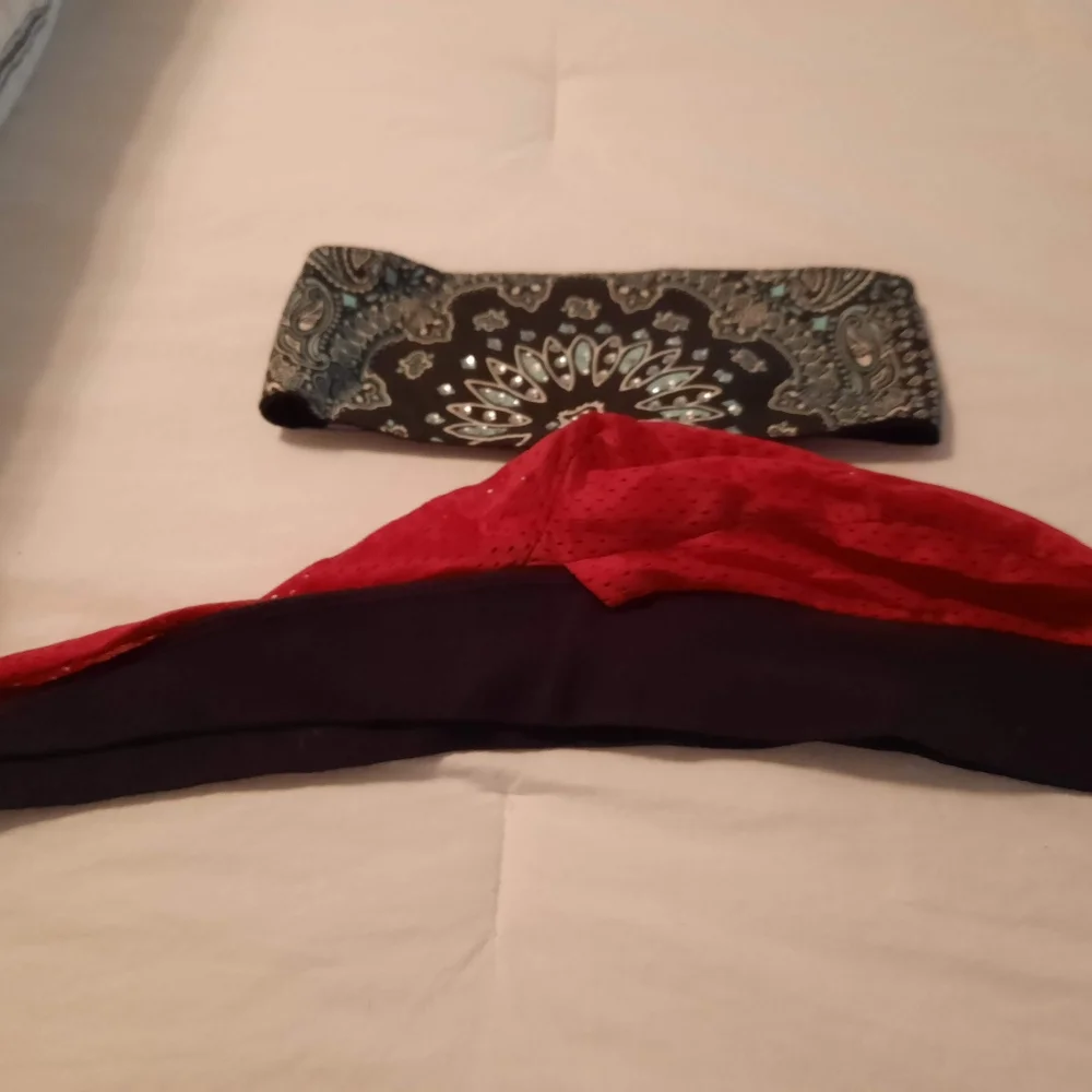 Hair accessories - Picture 4 of 6